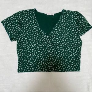 Dark green with small white flowers print crop top shirt